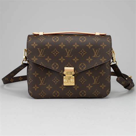 louis vuitton pochette accessoires monogram|LV Pochette Metis: Luxury Monogram Handbag .